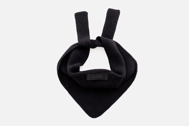 Jacquemus Gros Grain Shawl