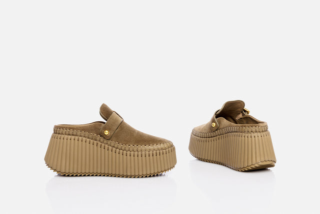 Chloé Nama Slide