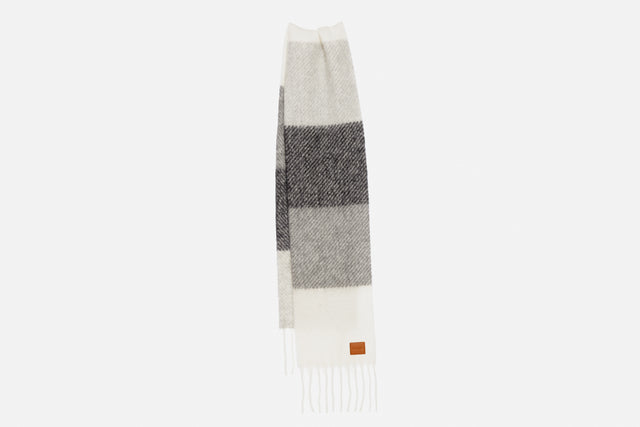 Loewe Scarf In Alpaca And Wool Blend