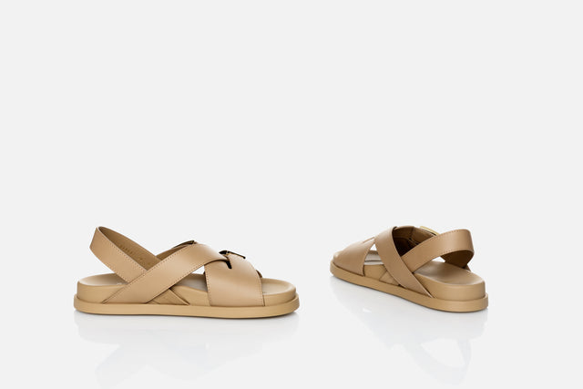 Fendi Feel Leather Sandals