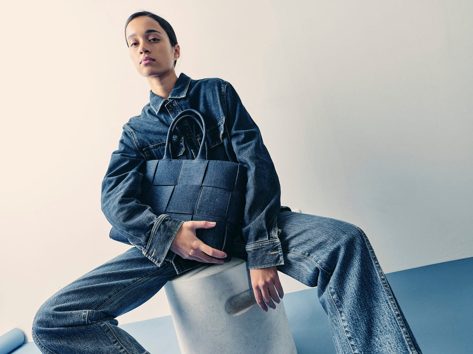 Bottega Veneta Medium Arco Tote Bag