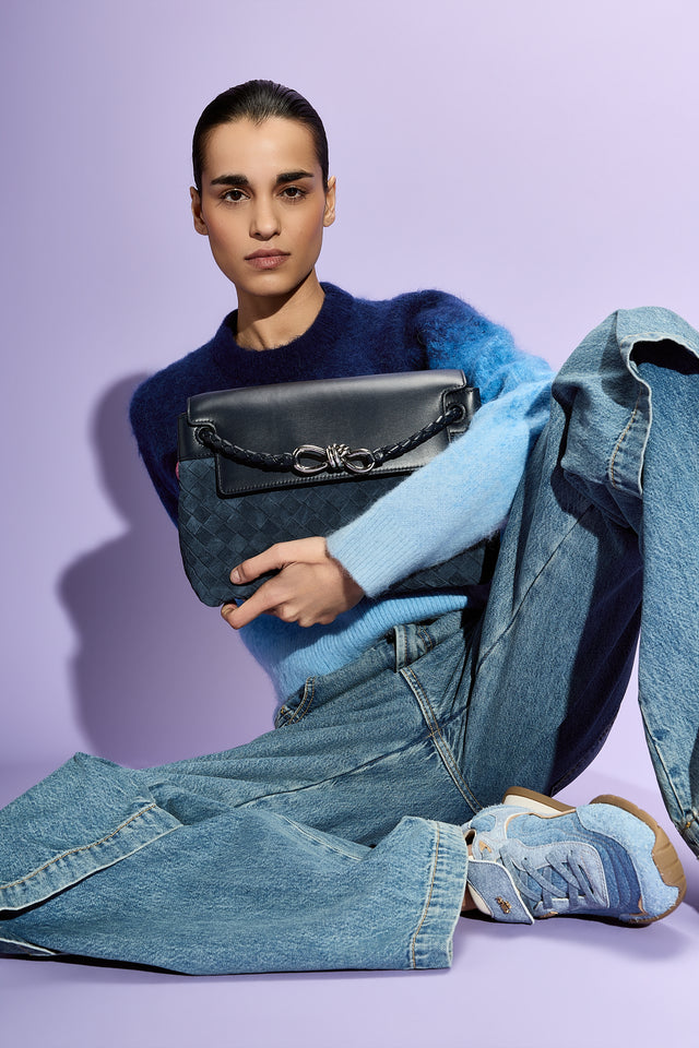 Bottega Veneta Small Andiamo Messenger