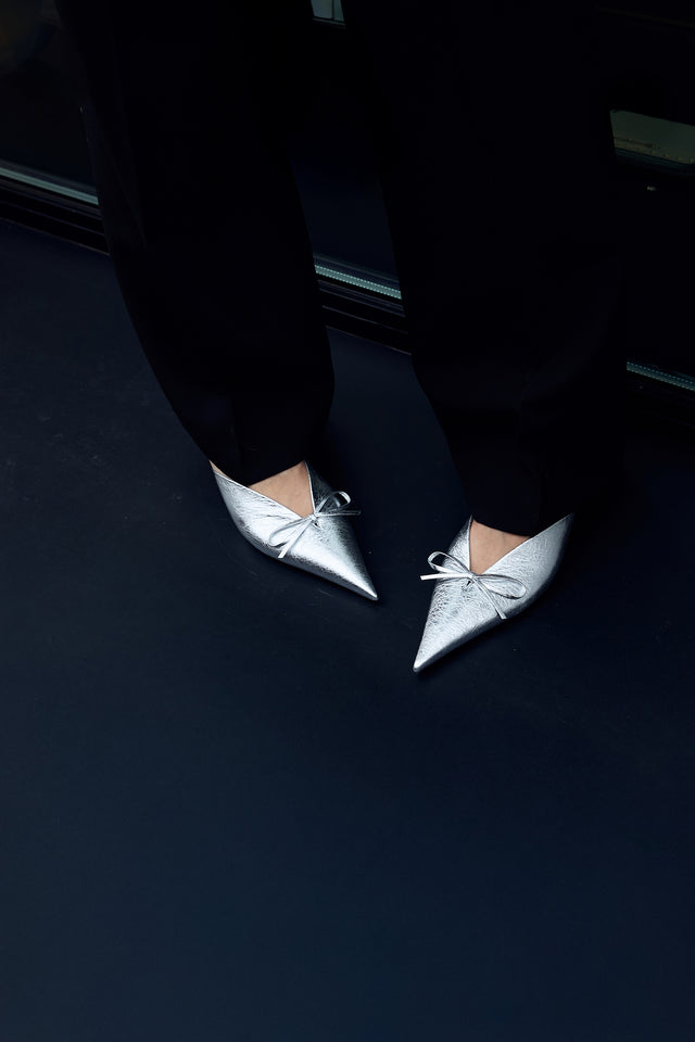 Balenciaga Women's Knife Bow 40mm Mule