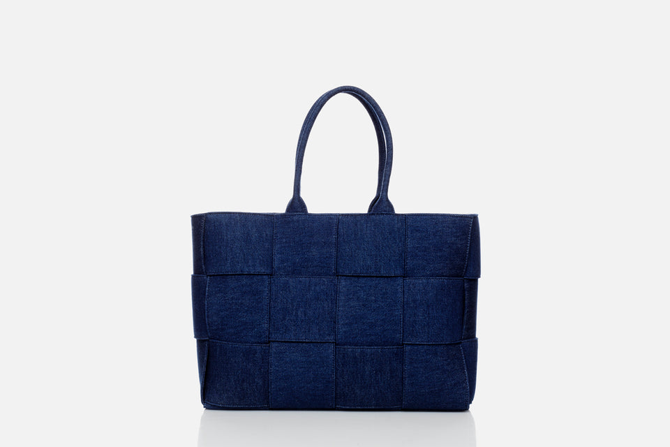 Bottega Veneta Medium Arco Tote Bag
